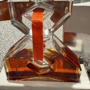 Caron Infini Parfum in Silver and Cream Packaging